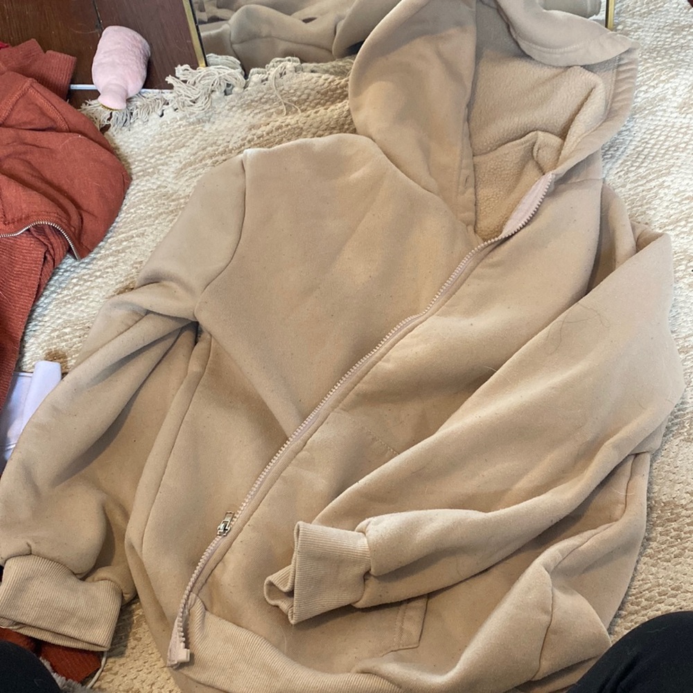 Oversized zip up